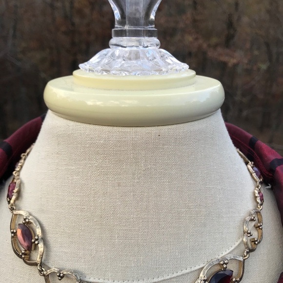 Necklace - Picture 2 of 3